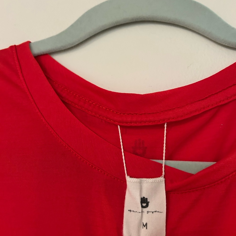 Spiritual Gangster Bold Red Muscle Tee - Picture 2 of 3